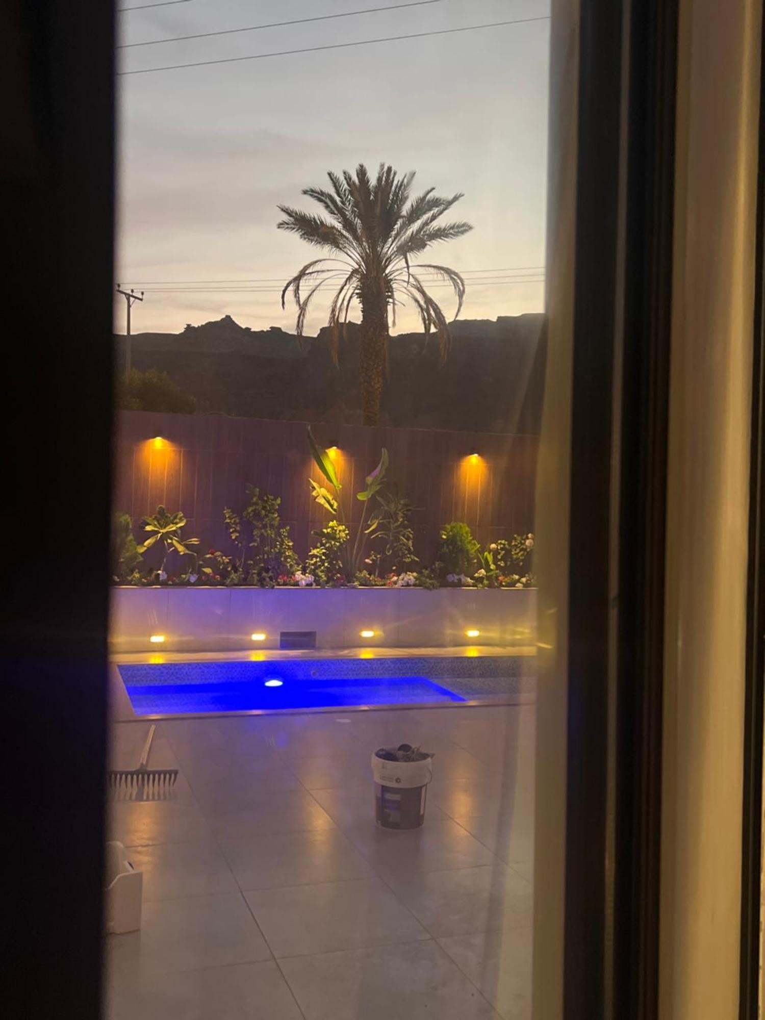 أجنحه الفرسان الفاخره Al Ula Luaran gambar